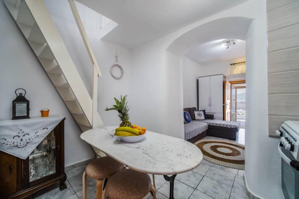 Marias'View House Villa Akrotiri  Exterior photo
