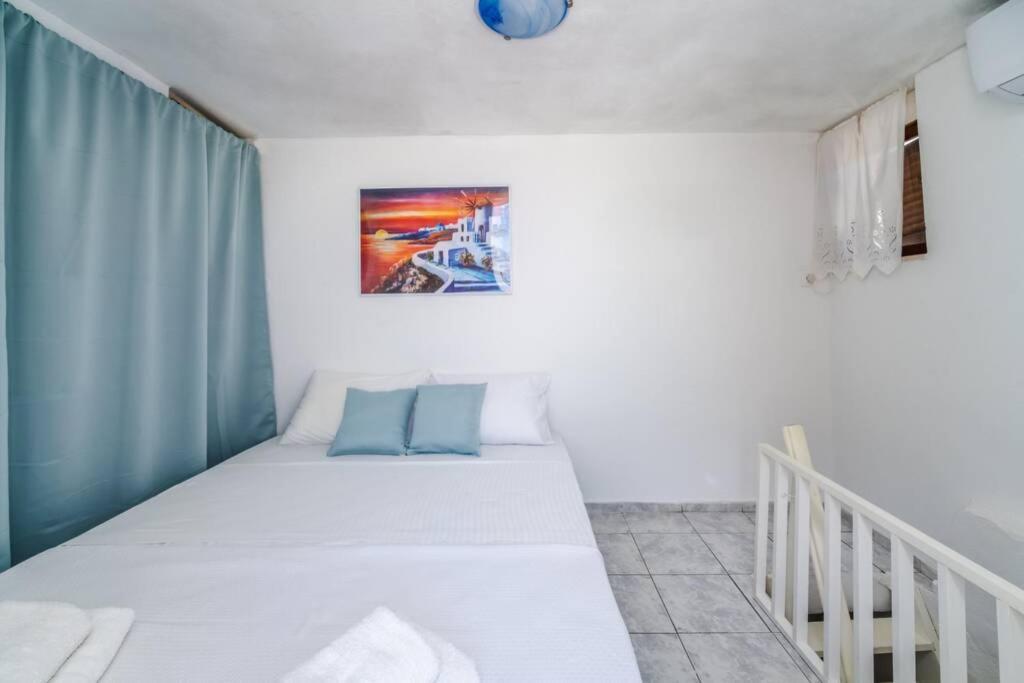 Marias'View House Villa Akrotiri  Exterior photo